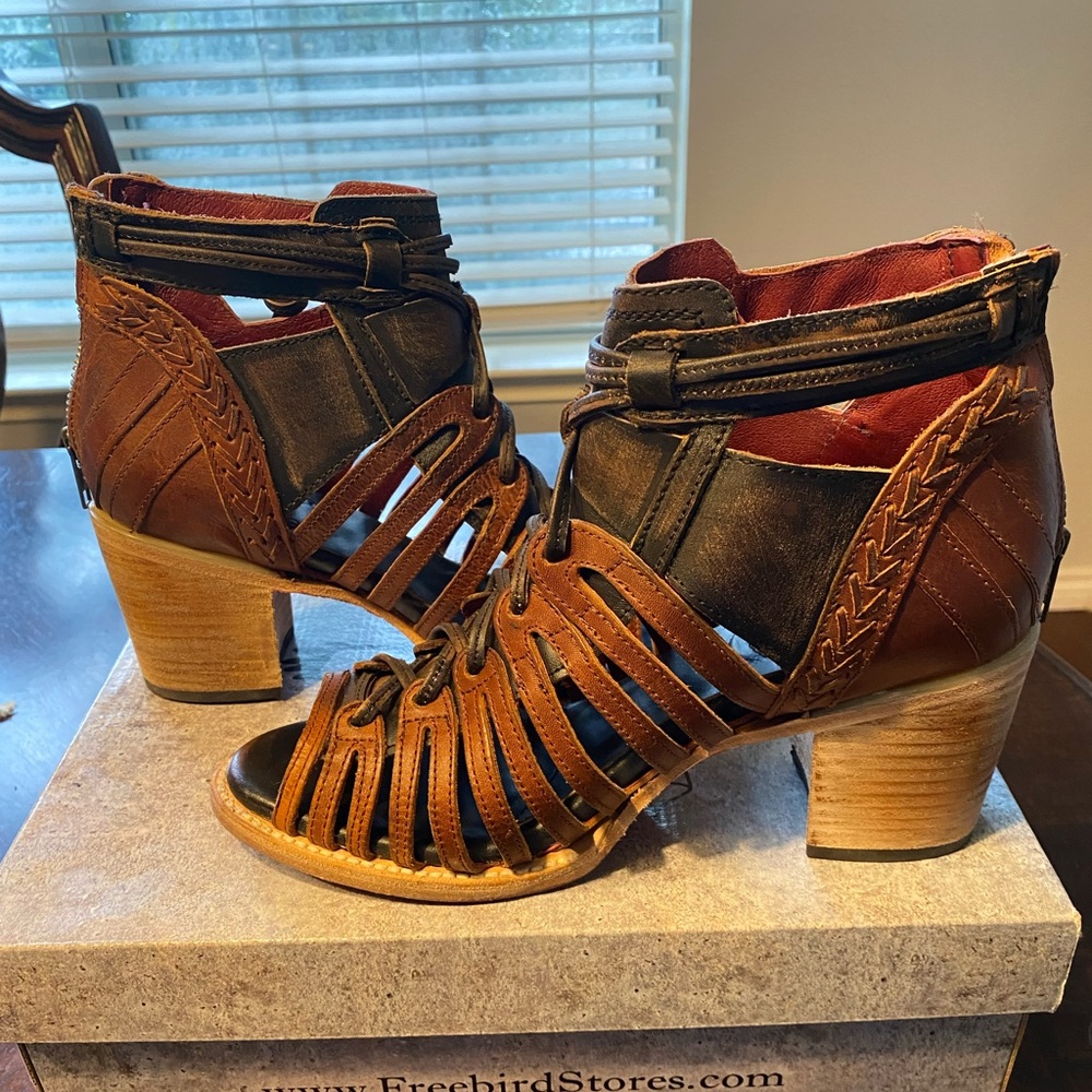 Freebird sandals, size 9 Wazee